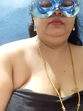 Snapshot of tamilthanushri chatting on 03.16.25 tamilthanushri online show from 03.16.25