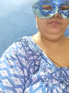 Snapshot of tamilthanushri chatting on 03.18.25 tamilthanushri online show from 03.18.25