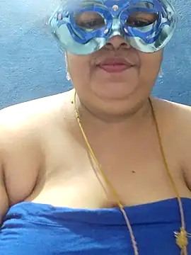 Snapshot of tamilthanushri chatting on 03.18.25 tamilthanushri online show from 03.18.25