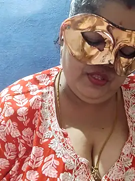 Snapshot of tamilthanushri chatting on 03.19.25 tamilthanushri online show from 03.19.25