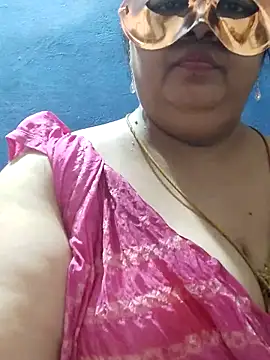 Snapshot of tamilthanushri chatting on 03.20.25 tamilthanushri online show from 03.20.25