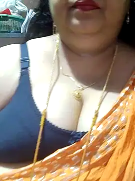 Snapshot of tamilthanushri chatting on 10.07.25 tamilthanushri online show from 10.07.25