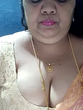 Snapshot of tamilthanushri chatting on 10.12.25 tamilthanushri online show from 10.12.25