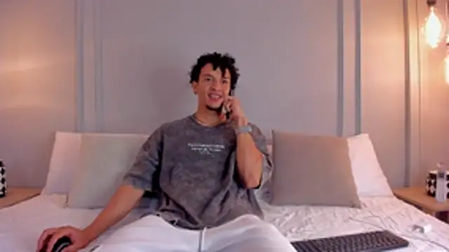 Dominick star online show from 10.27.25