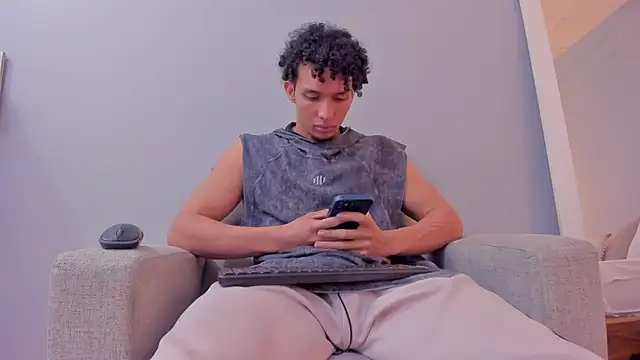 Dominick star online show from 10.29.25