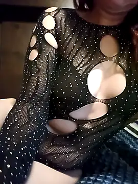 KITTEN-10 online show from 10.24.25