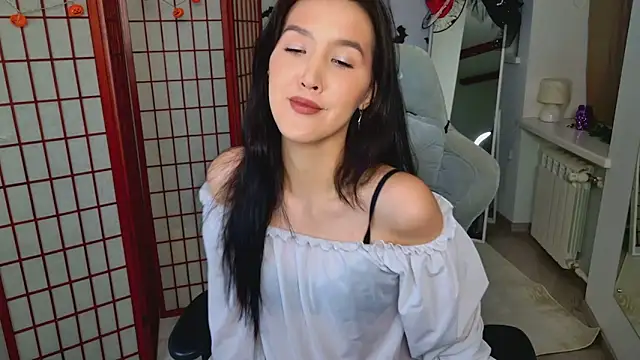 CarrieAmber online show from 10.30.25