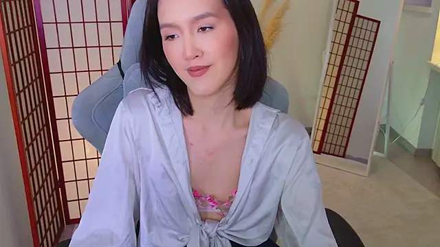 CarrieAmber online show from 04.26.26