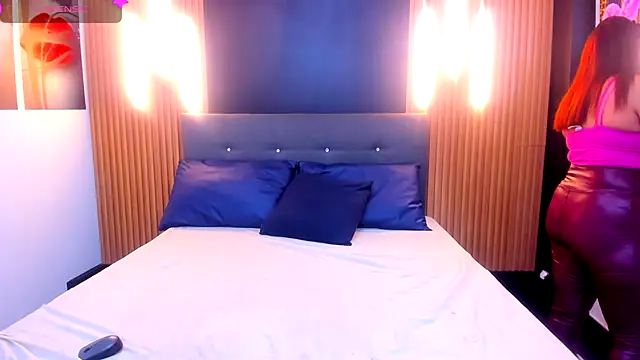 VickyJohnson1 online show from 10.22.25