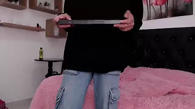 abigail f00x online show from 03.03.25