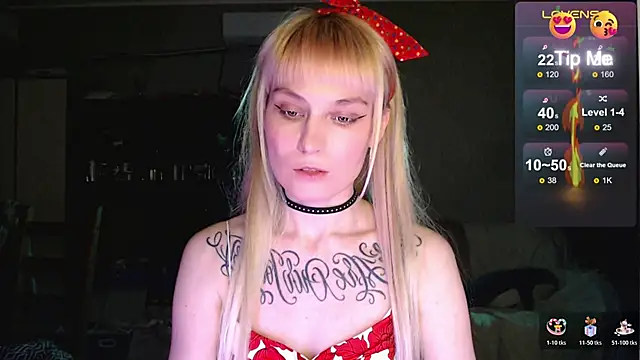 mischellemeow13 online show from 11.26.25