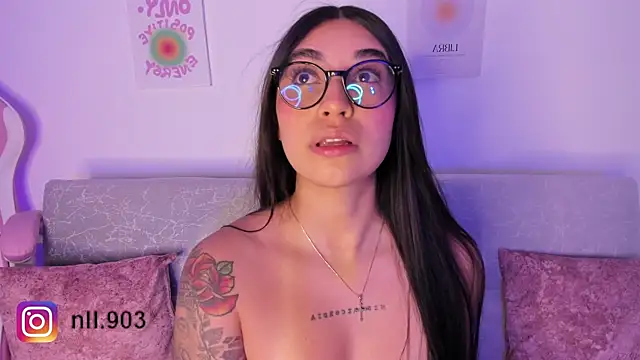 Snapshot of sensualhaven_ chatting on 12.09.24 sensualhaven online show from 12.09.24