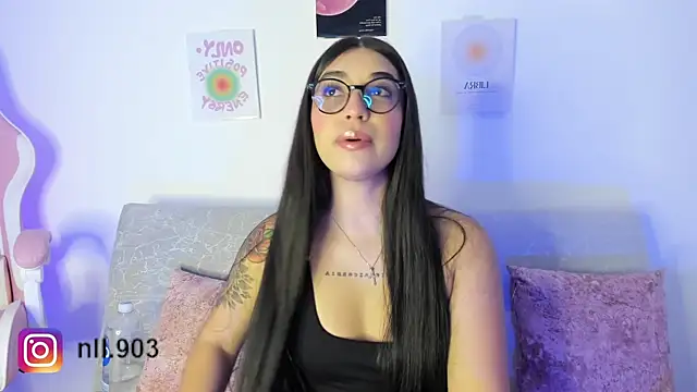 Snapshot of sensualhaven_ chatting on 12.13.24 sensualhaven online show from 12.13.24