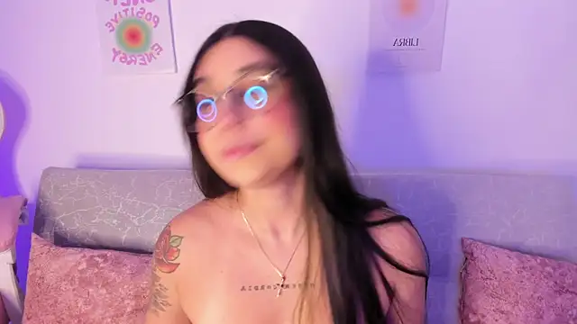 Snapshot of sensualhaven_ chatting on 01.03.25 sensualhaven online show from 01.03.25