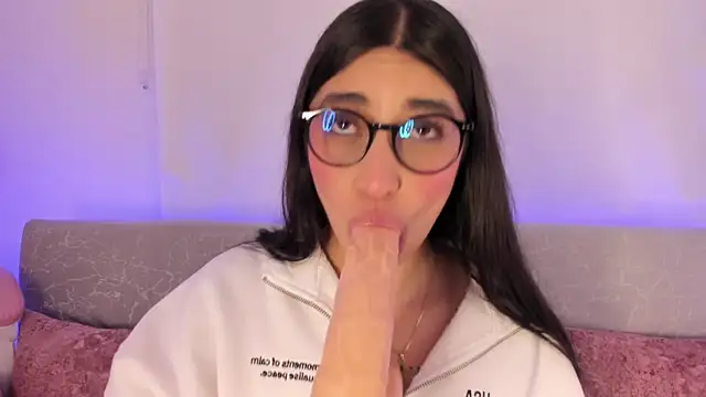 Snapshot of sensualhaven_ chatting on 03.14.25 sensualhaven online show from 03.14.25