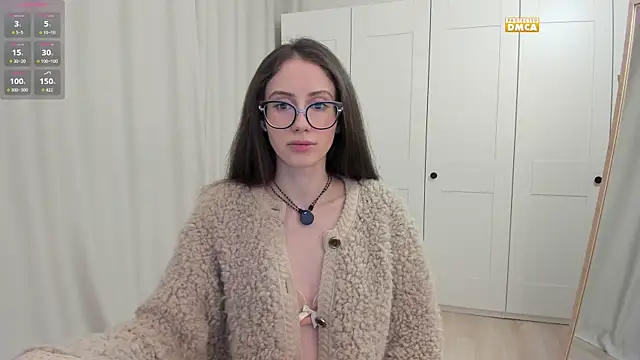 snowiie online show from 10.03.25