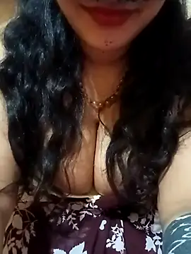 Snapshot of MONA_DARLING31 chatting on 02.24.25 MONA DARLING31 online show from 02.24.25