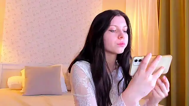 Sandra  Cute online show from 12.06.24