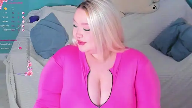 LilyBelll online show from 01.31.25