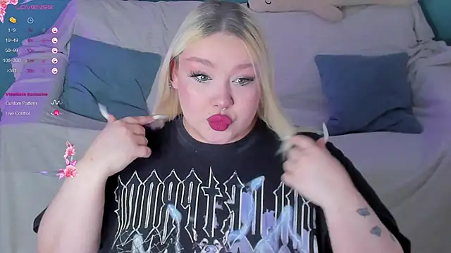 LilyBelll online show from 02.24.25