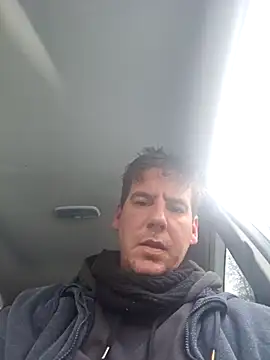 Snapshot of Titanhoott chatting on 01.08.26 Titanhoott online show from 01.08.26