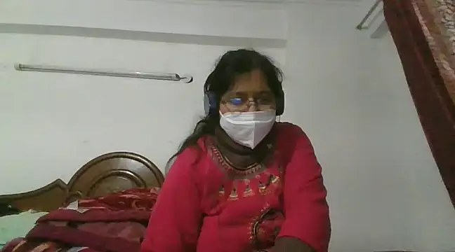 cutiecatty21 online show from 12.31.24