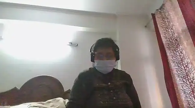 cutiecatty21 online show from 02.18.25