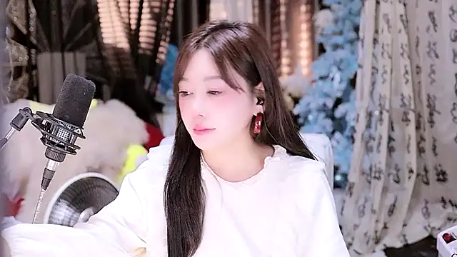 Missy Nana21 online show from 03.21.25