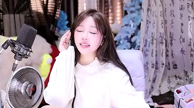 Missy Nana21 online show from 03.21.25