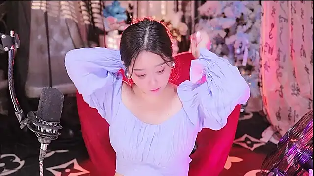 Missy Nana21 online show from 10.05.25