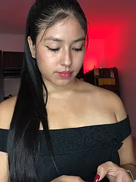 Snapshot of EmmaRossem chatting on 02.24.26 EmmaRossem online show from 02.24.26