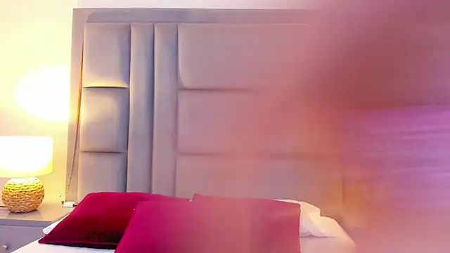 AmbarSantany online show from 03.18.26