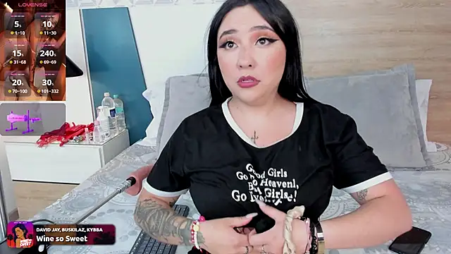 Megansttein  online show from 02.26.25