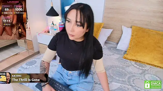 Megansttein  online show from 09.14.25