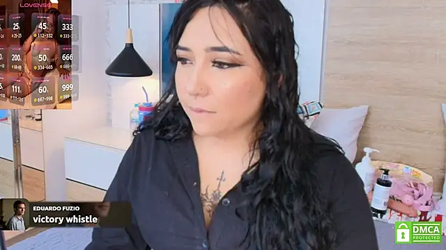 Megansttein  online show from 09.18.25