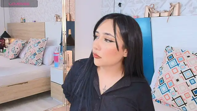 Megansttein  online show from 09.19.25