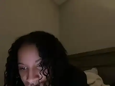 shandiloveslemonss online show from 12.16.24