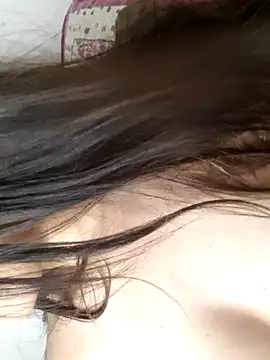 Snapshot of Jinaas chatting on 10.28.25 Jinaas online show from 10.28.25