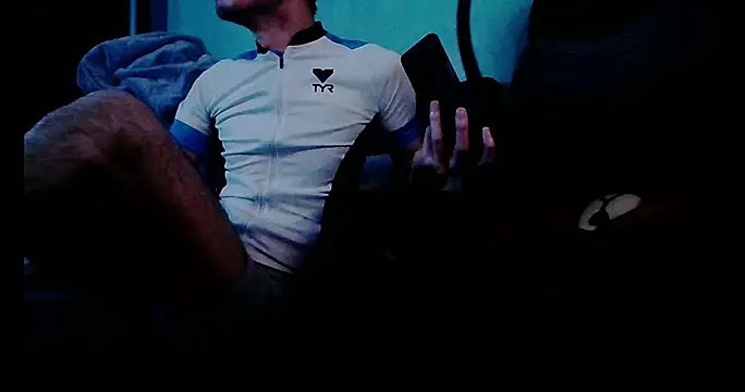 Snapshot of tightsNclouds chatting on 09.20.25 tightsNclouds online show from 09.20.25