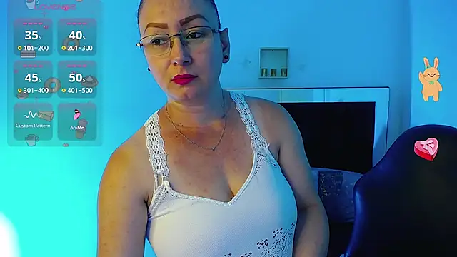 Snapshot of milly_sanchez chatting on 07.11.26 milly sanchez online show from 07.11.26