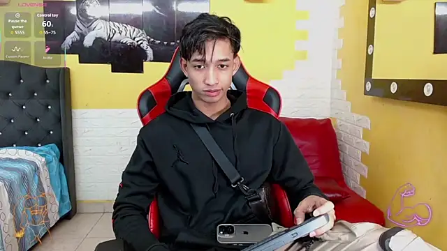 jose sexycumm online show from 12.14.25