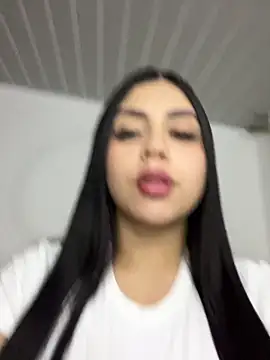 Snapshot of iam_ali1 chatting on 10.16.25 iam ali1 online show from 10.16.25