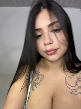 Snapshot of iam_ali1 chatting on 11.14.25 iam ali1 online show from 11.14.25