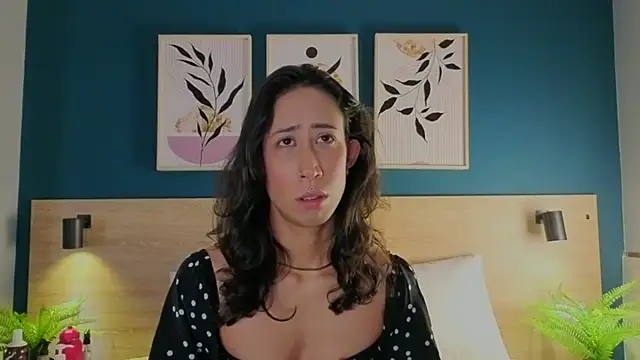 GabyPetit online show from 11.03.25