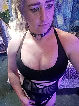 Snapshot of Boo-boo_kittyfux chatting on 10.03.25 Boo-boo kittyfux online show from 10.03.25