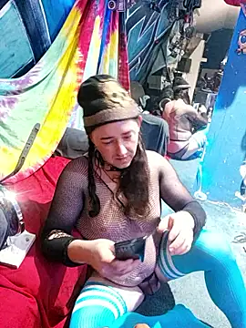 Snapshot of Boo-boo_kittyfux chatting on 10.17.25 Boo-boo kittyfux online show from 10.17.25