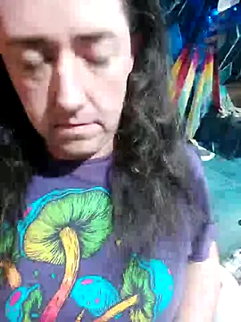 Snapshot of Boo-boo_kittyfux chatting on 10.18.25 Boo-boo kittyfux online show from 10.18.25