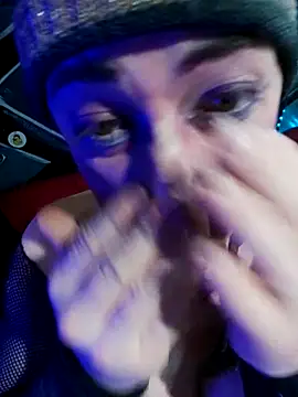 Snapshot of Boo-boo_kittyfux chatting on 11.01.25 Boo-boo kittyfux online show from 11.01.25