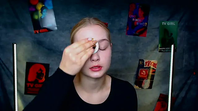 MademoiselleCl online show from 10.05.25