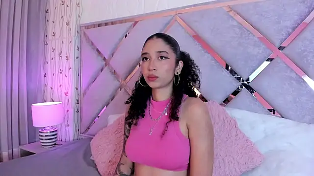  lanna jhonson  online show from 02.10.25